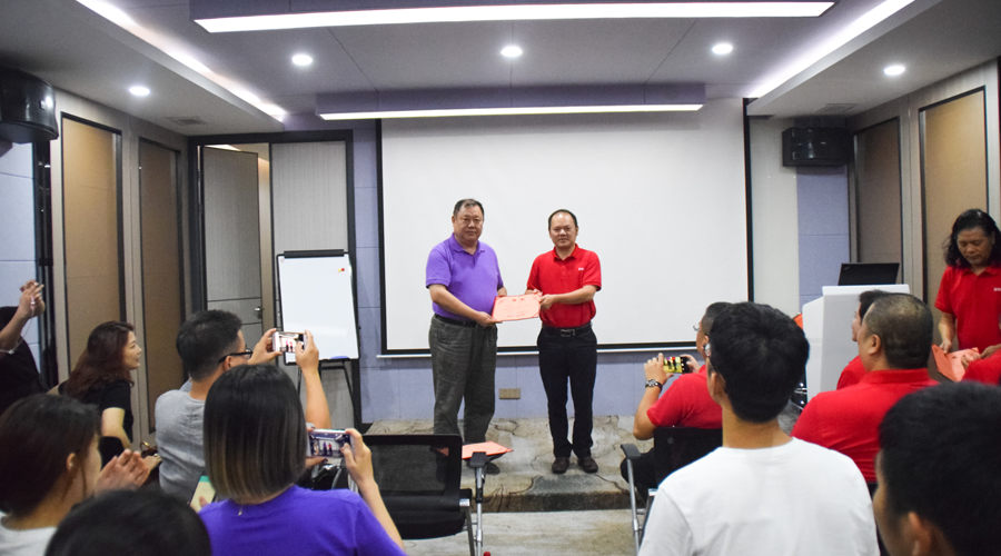 1531542509301052366.png 13.png