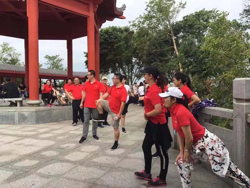 塘朗山攀登之行 塘朗山攀登之行